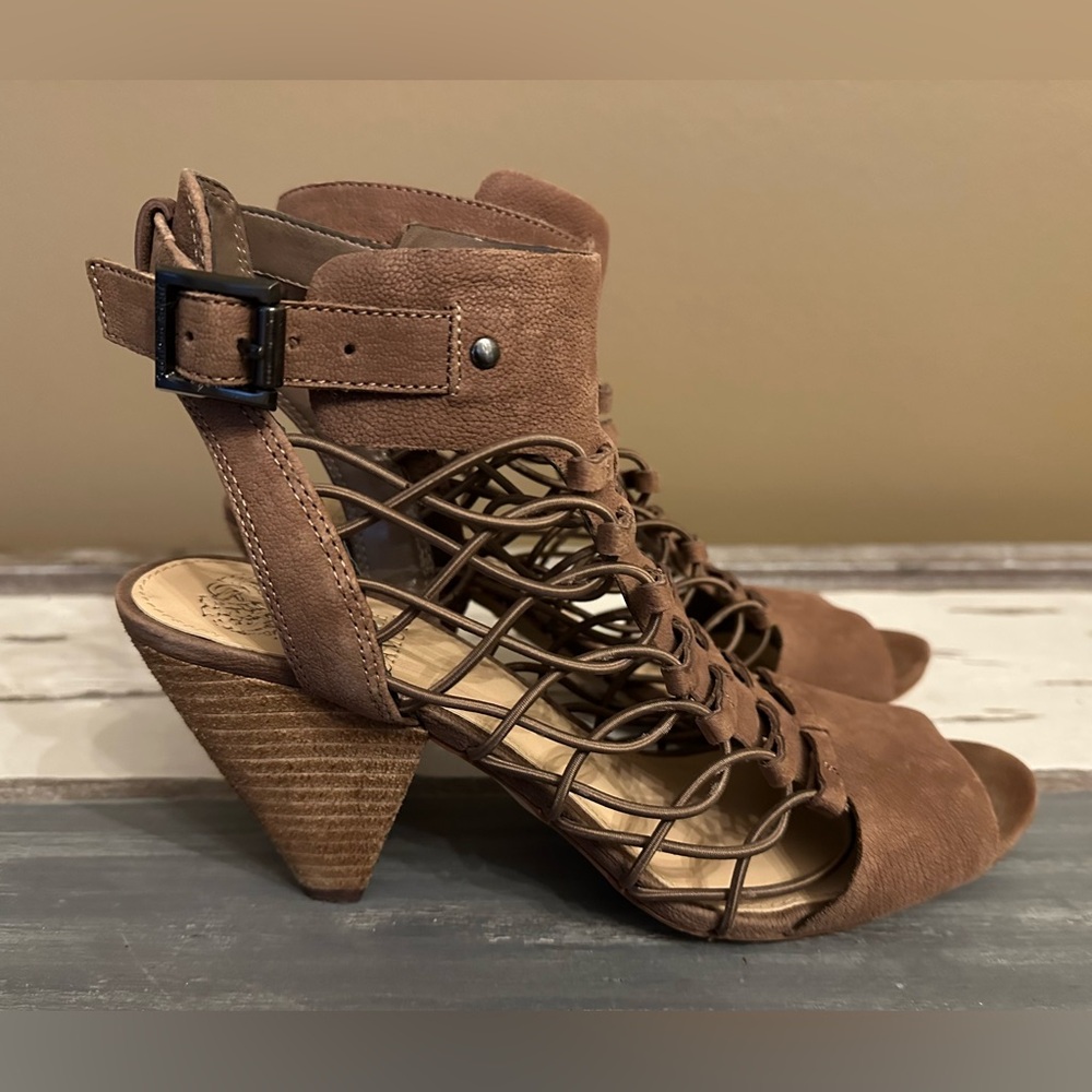 Vince Camuto 'Evel' caged‎ leather sandal - Size 8